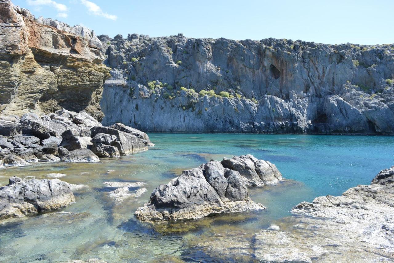 Mangie Villa Hersonissos  Exteriör bild