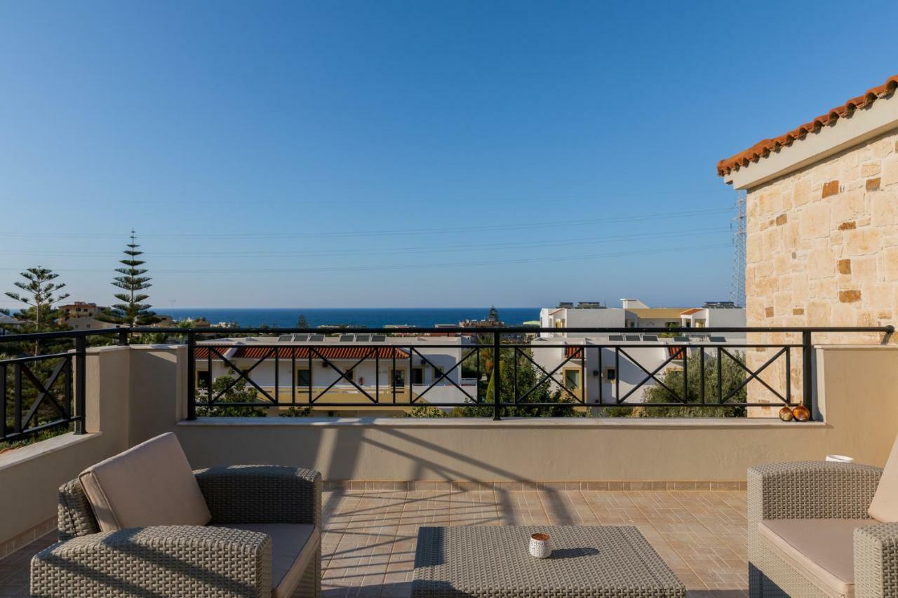 Mangie Villa Hersonissos  Exteriör bild