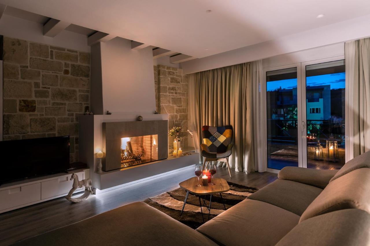 Mangie Villa Hersonissos  Exteriör bild